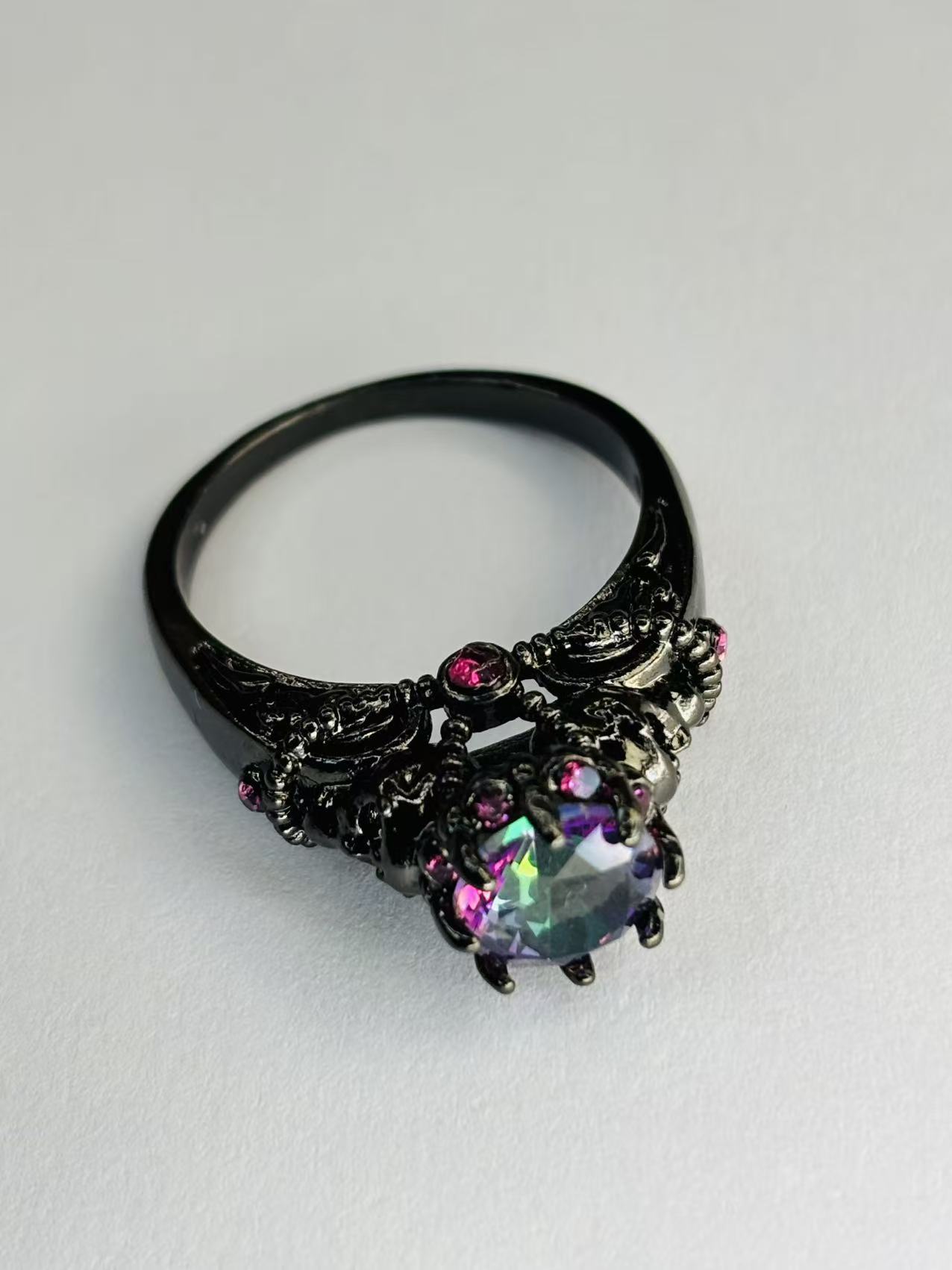 微信图片_20251112195513_38_64 Classic Delicate Modern Curve Ring - Style 9 - For Accessory Fans - Image 1