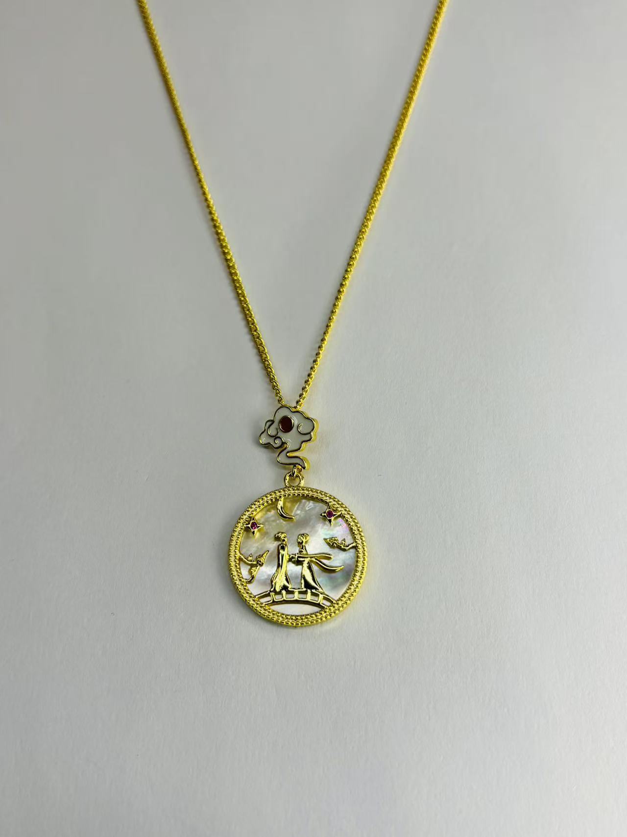 微信图片_20251112195819_101_64 Vintage Drop Accent Necklace - For Accessory Fans - Image 1