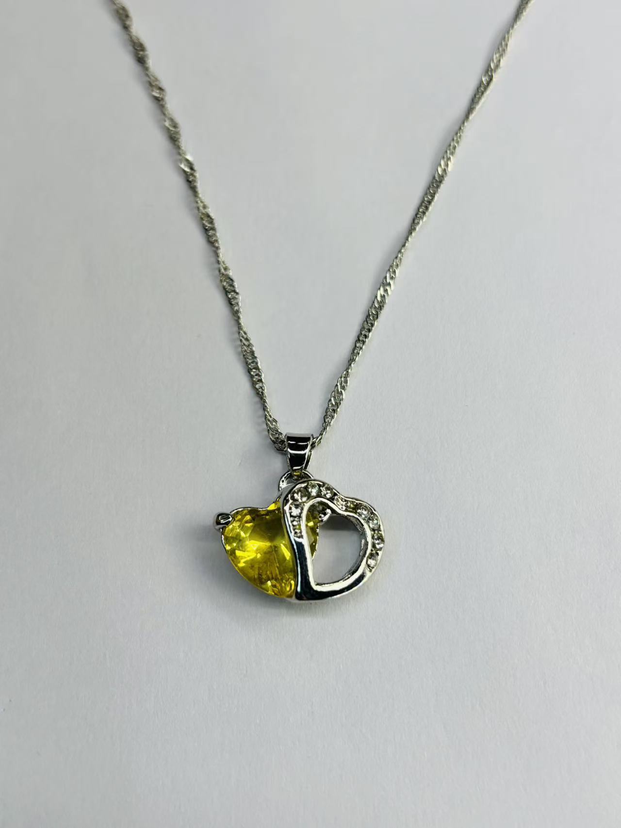 微信图片_20251112200142_133_64 Minimalist Long Lariat Necklace - For Fashion Enthusiasts - Image 1